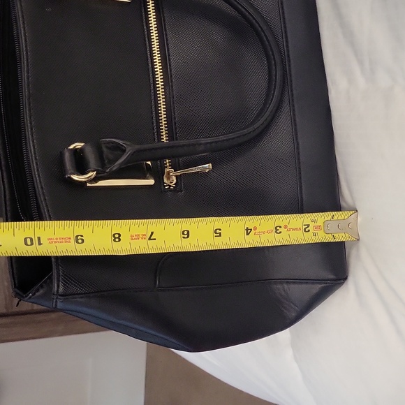 Merona black pocketbook - Picture 8 of 9